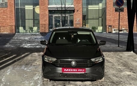 Volkswagen Polo VI (EU Market), 2020 год, 1 320 000 рублей, 2 фотография