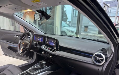 Chevrolet Monza, 2024 год, 1 760 000 рублей, 10 фотография