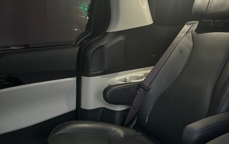 KIA Carnival, 2021 год, 4 230 000 рублей, 6 фотография