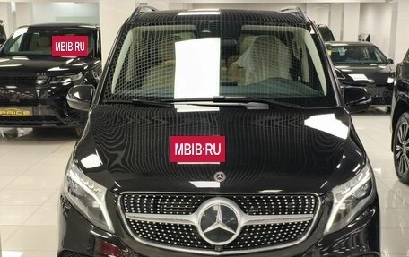 Mercedes-Benz V-Класс, 2021 год, 6 499 000 рублей, 2 фотография