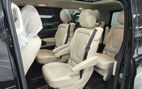 Mercedes-Benz V-Класс, 2021 год, 6 499 000 рублей, 19 фотография