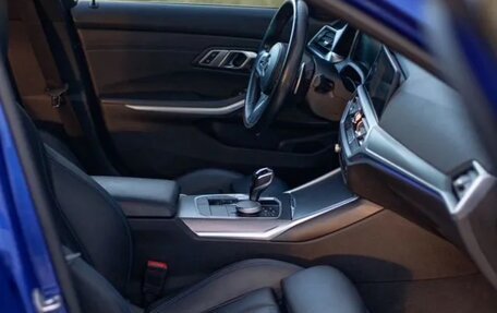 BMW 3 серия, 2018 год, 4 100 000 рублей, 17 фотография