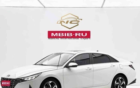 Hyundai Elantra, 2023 год, 1 560 000 рублей, 1 фотография