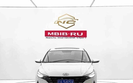 Hyundai Elantra, 2023 год, 1 560 000 рублей, 2 фотография