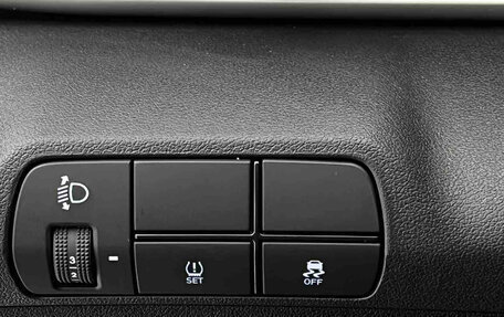 Hyundai Elantra, 2023 год, 1 560 000 рублей, 14 фотография