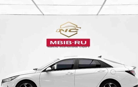 Hyundai Elantra, 2023 год, 1 560 000 рублей, 7 фотография