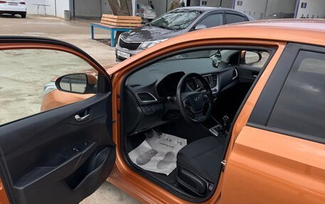 Hyundai Solaris II рестайлинг, 2017 год, 795 000 рублей, 11 фотография