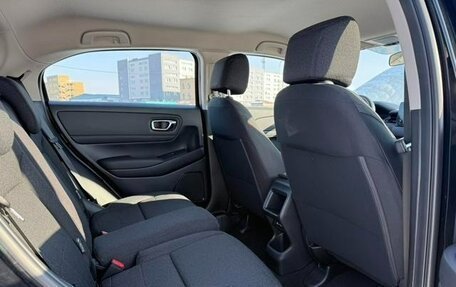 Honda Vezel, 2023 год, 1 859 000 рублей, 19 фотография