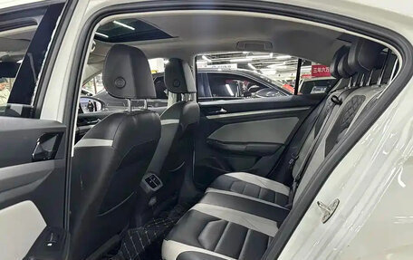 Volkswagen Bora, 2023 год, 1 360 000 рублей, 23 фотография