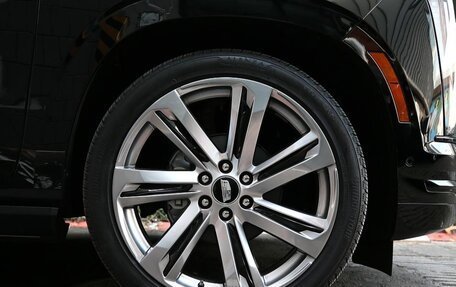 Cadillac Escalade V, 2025 год, 17 579 100 рублей, 7 фотография