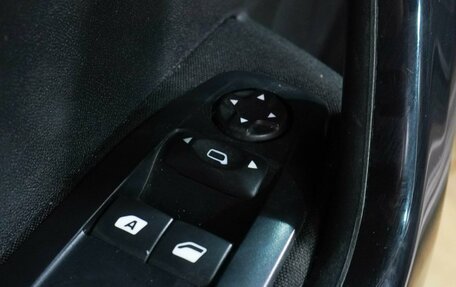 Peugeot 208 II, 2013 год, 699 000 рублей, 17 фотография