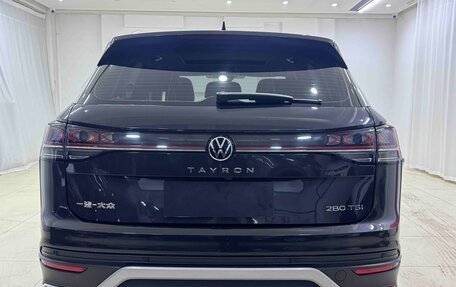 Volkswagen Touran III, 2022 год, 2 350 000 рублей, 6 фотография