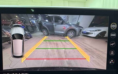 Volkswagen Touran III, 2022 год, 2 350 000 рублей, 14 фотография