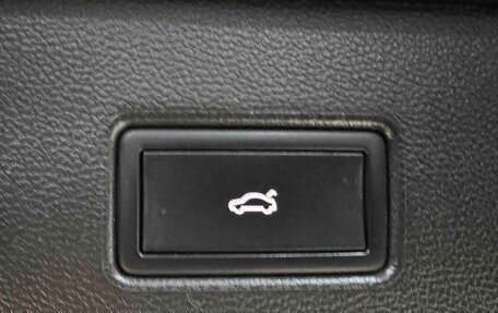 Volkswagen Touran III, 2022 год, 2 350 000 рублей, 21 фотография