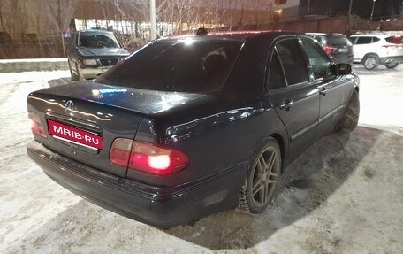 Mercedes-Benz E-Класс, 2000 год, 595 000 рублей, 5 фотография