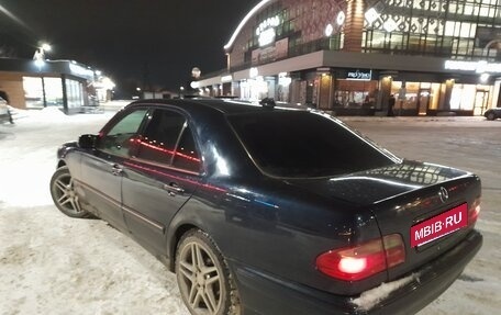 Mercedes-Benz E-Класс, 2000 год, 595 000 рублей, 3 фотография