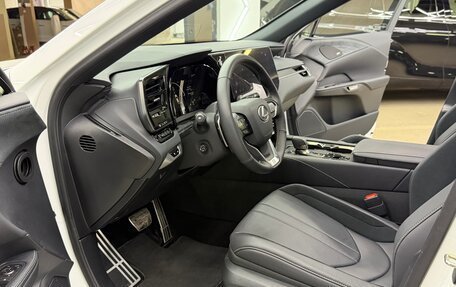 Lexus RX IV рестайлинг, 2025 год, 12 200 000 рублей, 17 фотография