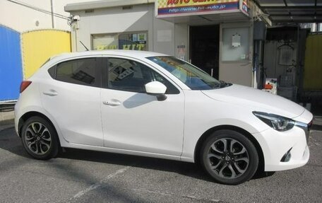 Mazda Demio IV, 2015 год, 961 000 рублей, 4 фотография