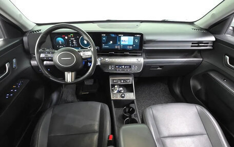 Hyundai Kona, 2023 год, 1 340 000 рублей, 3 фотография