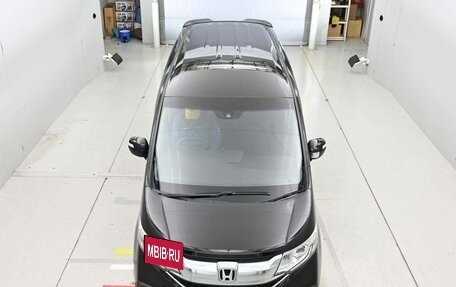 Honda Stepwgn IV, 2017 год, 1 752 420 рублей, 2 фотография