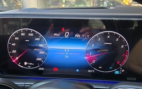 Mercedes-Benz GLS, 2024 год, 18 000 000 рублей, 8 фотография