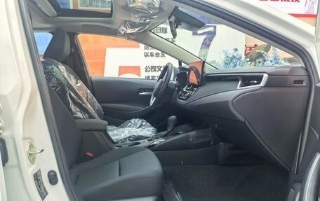 Toyota Corolla, 2025 год, 2 300 000 рублей, 8 фотография