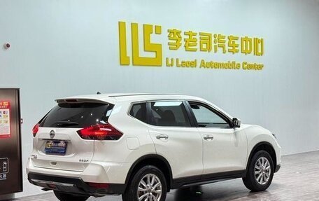 Nissan X-Trail, 2023 год, 2 000 000 рублей, 5 фотография