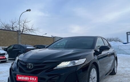 Toyota Camry, 2019 год, 3 950 000 рублей, 1 фотография