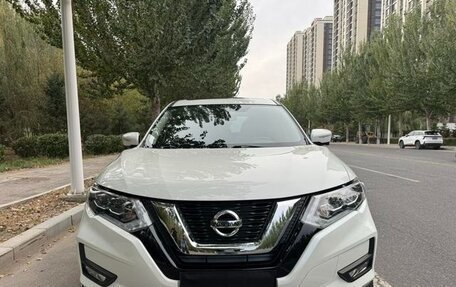 Nissan X-Trail, 2023 год, 2 300 000 рублей, 2 фотография