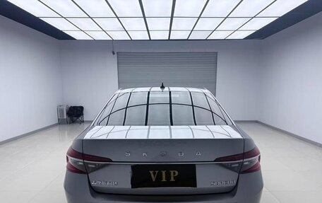 Skoda Superb III рестайлинг, 2025 год, 2 450 000 рублей, 5 фотография