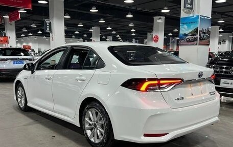 Toyota Corolla, 2023 год, 1 800 000 рублей, 4 фотография