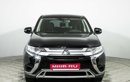 Mitsubishi Outlander III рестайлинг 3, 2020 год, 2 199 900 рублей, 2 фотография