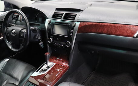 Toyota Camry, 2012 год, 1 680 000 рублей, 8 фотография