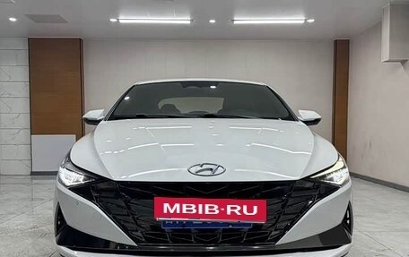 Hyundai Elantra, 2021 год, 1 400 000 рублей, 5 фотография