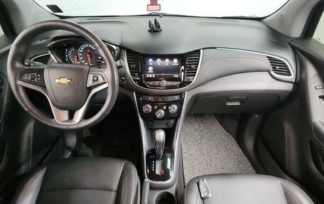 Chevrolet Trax, 2021 год, 1 350 000 рублей, 6 фотография