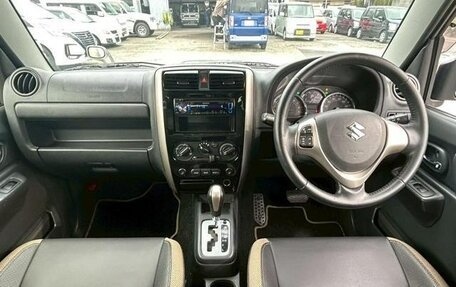 Suzuki Jimny, 2015 год, 1 079 000 рублей, 12 фотография