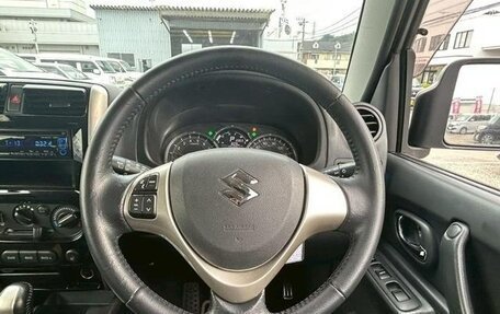 Suzuki Jimny, 2015 год, 1 079 000 рублей, 27 фотография