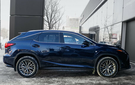 Lexus RX IV рестайлинг, 2016 год, 3 690 000 рублей, 4 фотография