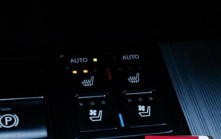 Lexus RX IV рестайлинг, 2016 год, 3 690 000 рублей, 11 фотография