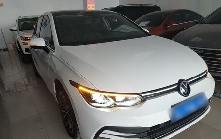 Volkswagen Golf VIII, 2022 год, 1 888 707 рублей, 1 фотография