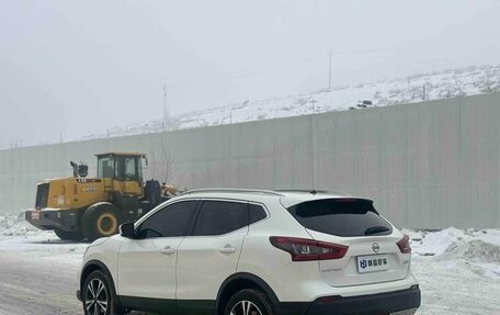 Nissan Qashqai, 2023 год, 1 700 000 рублей, 4 фотография