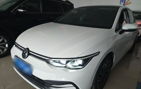 Volkswagen Golf VIII, 2022 год, 1 888 707 рублей, 3 фотография