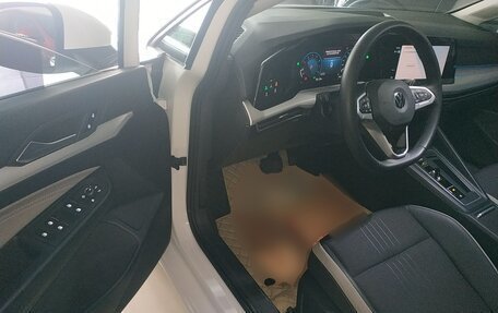 Volkswagen Golf VIII, 2022 год, 1 888 707 рублей, 7 фотография