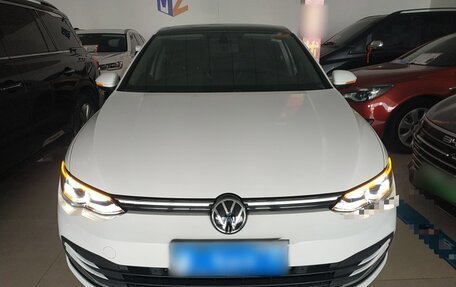 Volkswagen Golf VIII, 2022 год, 1 888 707 рублей, 2 фотография