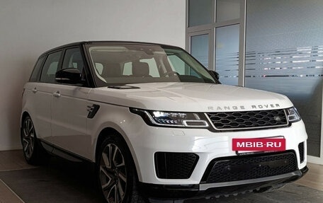 Land Rover Range Rover Sport II, 2018 год, 6 900 000 рублей, 3 фотография