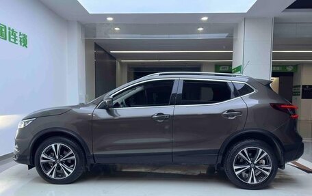 Nissan Qashqai, 2022 год, 1 700 000 рублей, 4 фотография
