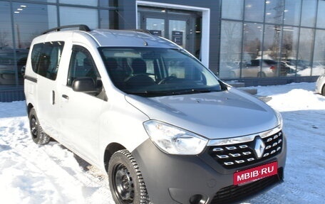 Renault Dokker, 2018 год, 950 000 рублей, 2 фотография