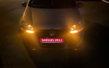 Volkswagen Golf V, 2004 год, 540 000 рублей, 6 фотография