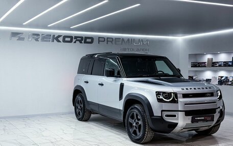 Land Rover Defender II, 2021 год, 4 530 000 рублей, 10 фотография