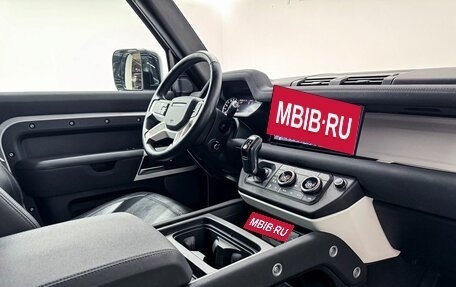 Land Rover Defender II, 2021 год, 4 530 000 рублей, 17 фотография